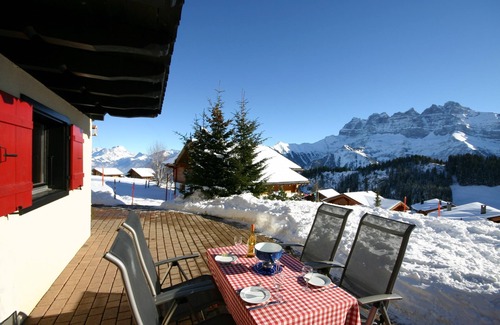 Champoussin Ski Chalet | Portes du Soleil Switzerland, ideal ski chalet, ski-in ski-out, 6+2 persons