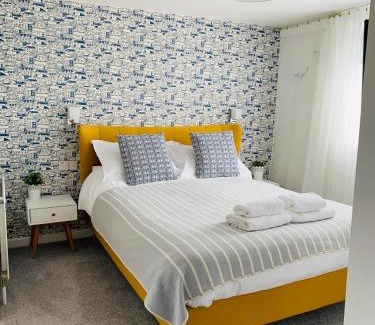 Newquay House | Porth Beach Hotel