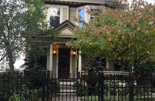 Powderhorn House | Portland Place-Victorian Getaway