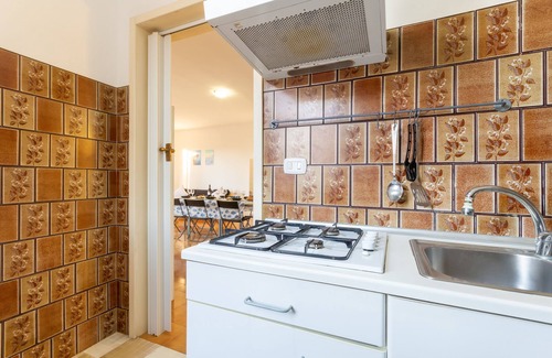 Porto Cesareo Villa | Porto Cesareo Air-conditioned Villa Sleeps 12 Torre Lapillo