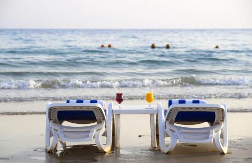 Ras Sudar Ski Chalet | Porto Sokhna Beach Resort - Hawiin
