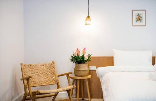 Khao Takiab Villa | Portrait Huahin