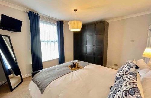 Portsmouth Apartment | Portsmouth Urban Haven