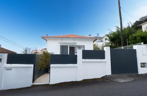 Viana do Castelo House | Portugal Active Encosta House