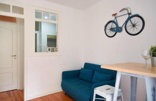 Santos Apartment | Portuguese Classic Flat at Lisbon Historic Center