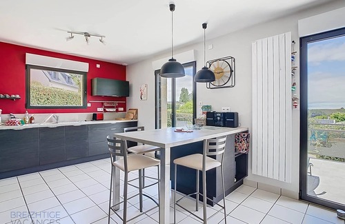 Plomodiern House | Porz Iroise House (Sea View)