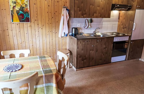 Grafschaft Apartment | Poschthüs 3.OG Ost by Interhome