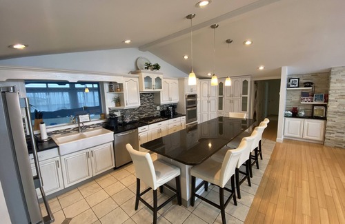 New Bedford House | Poseidons Palace - Pool Oasis - Beach View -2.0