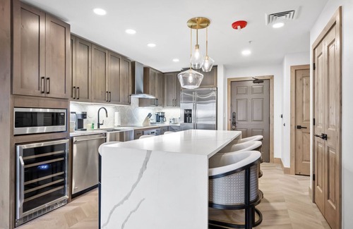 Park City Condo | Posh Piste | Ski-In/Ski-Out Luxury Canyons Village Condo at Westgate Resort | A Nestique Property