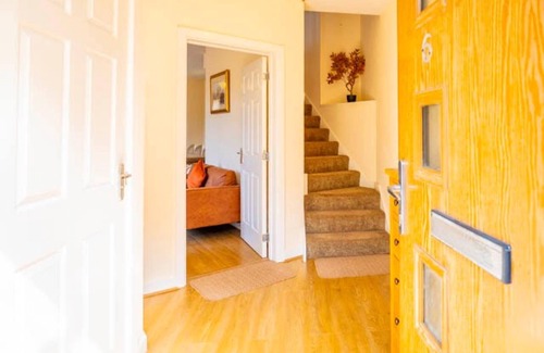 Bletchley House | Posh Wetheringsett in Milton Keynes