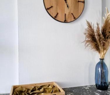 Aubeterre-sur-Dronne Apartment | Poterne- Logement raffiné avec jardin