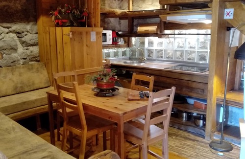 Castro Daire Cottage | Pouso da Serra Mountain Chalet near Viseu + Lamego + Régua
