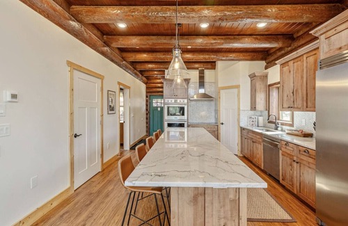 Kamas Cabin | Powder Ridge Lodge | Pool | Hot Tub | Snowmobiling