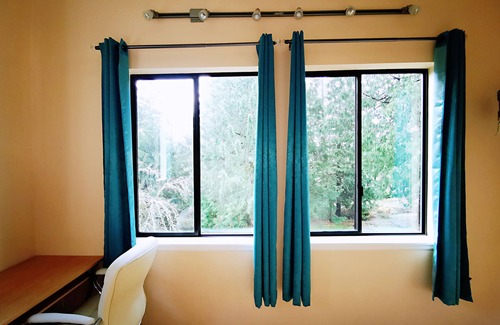 Issaquah House | POWER ON - Nature house with Views