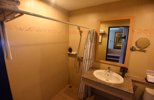 Ko Phi Phi Resort | PP Charlie Beach Resort