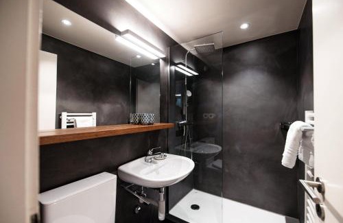 Laax Apartment | Prada Laax by Quokka 360 - building with sauna