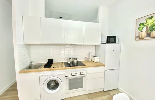 Carabanchel Apartment | Prague Bridge Apartment