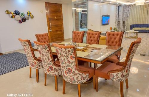 Gurugram Apartment | Pratishtha 4BHK, DLF Phase 1, Gurgaon
