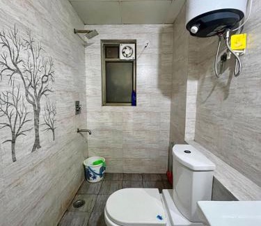 Vrindavan Apartment | Premanand mharaj maarg mangal aarti Vrindavan Dham