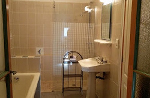 Ferrals-les-Corbieres Bed & Breakfast | Première moisson family room