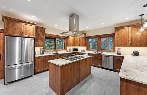 Cle Elum House | Premier 5-Suite Suncadia Golf Home *w/hot tub, sauna and game/media level*