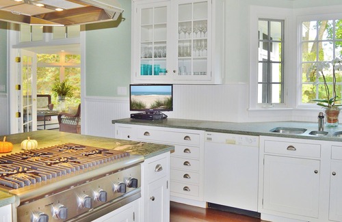 Quogue House | Premier Estate Section of Quogue, Expensive and Elegant Home