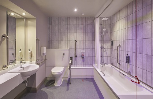Aylesbury Hotel | Premier Inn Aylesbury