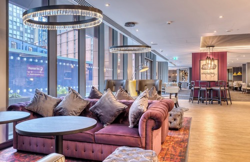 Hammersmith Hotel | Premier Inn London Hammersmith - Talgarth Road