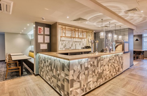 Peterborough Hotel | Premier Inn Peterborough City Centre