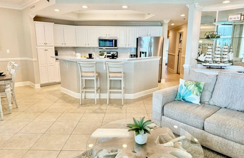Orange Beach Condo | Premier Location, Now Pet Friendly! Spacious Condo With Great View Of The Bay!