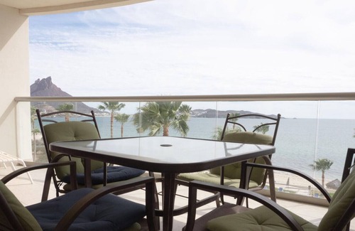 San Carlos Condo | Premier Playa Blanca Condo 406: 1BR,1.5BA,Beachfront,Ocean View, Hotel Services