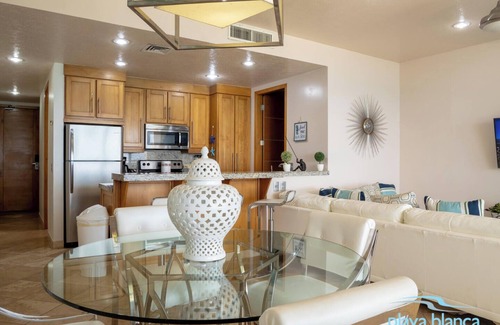 San Carlos Condo | Premier Playa Blanca Condo 504: 1BR, 2BA, Beachfront,Ocean Views,Hotel Services