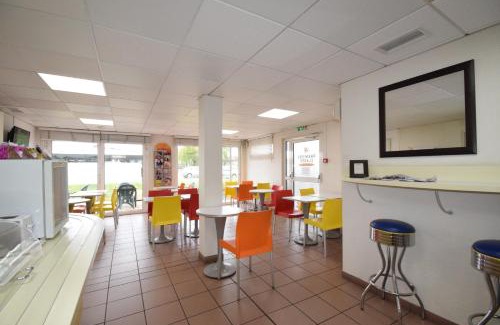Pessac Hotel | Premiere Classe Bordeaux Sud Pessac Bersol