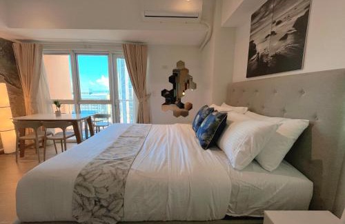 Pinagsama Apartment | PREMIUM 1BR Venice Canal Suite, Pool, Gym, Sauna & 5G Wi-Fi, Ste 16