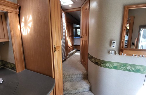 Funny River Cabin | Premium Alaskan 5th wheel in Private setting