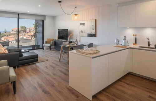 Camara de Lobos Apartment | Premium apt, bay and sea views | Bayside