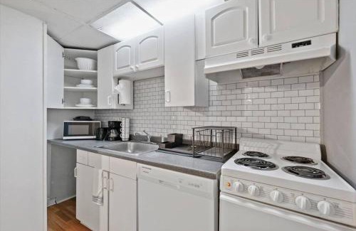 Gayborhood Apartment | Premium Apt In Prime Locale