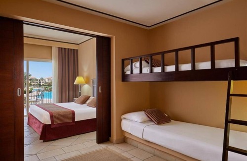 Sharm El Sheikh Hotel | Premium Resort with Private Beach, Waterslides, Spa, Kids’ Activities l 4 Rooms