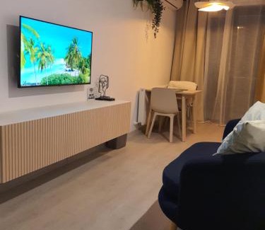 Sector 3 Apartment | Premium Hils Brauner Studio