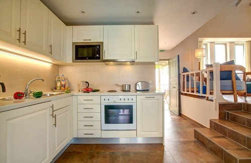 Frourion Villa | Premium Kefalonia Villa | Villa Hevlaska | 2 Bedrooms | Seafront