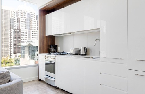 South Beach Apartment | Premium Rincon Hill 1BR w/W/D, Gym & Pool, near Tech HQs, by Blueground