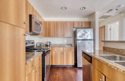 Auzerais - Josefa Apartment | Premium San Jose 1BR w/Pool & Gym, walk to Caltrain, by Blueground