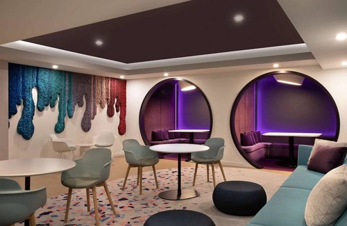 Downtown Miami Hotel | Premium Stay Perfect for Pool Parties & Beach Activities! Enjoy Miami Nightlife