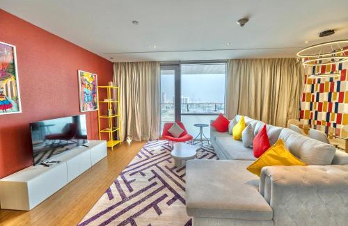 Al Mankhool Apartment | Premium Vacation Home in Old Dubai Nr Metro Mall