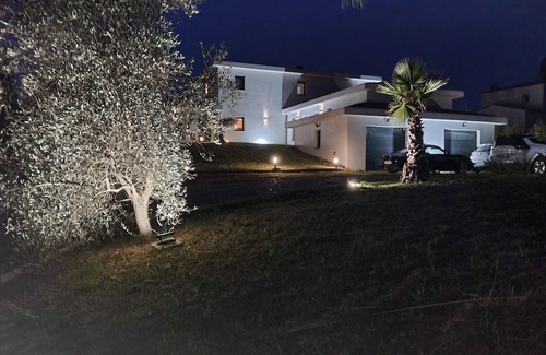 Mouans-Sartoux Villa | Pres Cannes Villa Contemporaine 10 Personnes Climatisee Avec Piscine