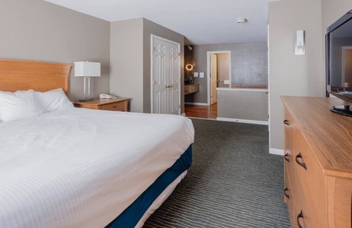 Hancock Resort | Pres Week- Bentley Brook Resort - Your Peak Winter Escape