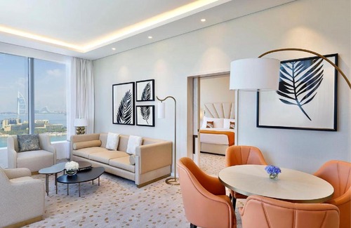 Palm Jumeirah Apartment | Presidential Suite Near Nakheel Mall palm Jumeirah By Luxury Bookings