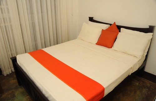 Mount Lavinia Condo | PRESTIGE COURT RESIDNECE 10 KILOMETERS FROM FROM THE MAIN CITY WITH OCEAN VIEW