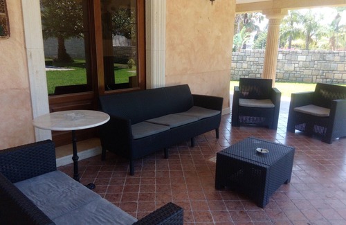 Giardini Naxos Villa | Prestigious villa with large garden and swimming pool