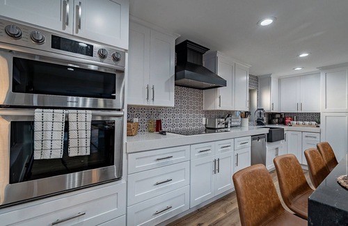 Phoenix House | Pretentious 7BR/4Bath w/250k backyard/Arcade/Pool/Heated Pool & more-P